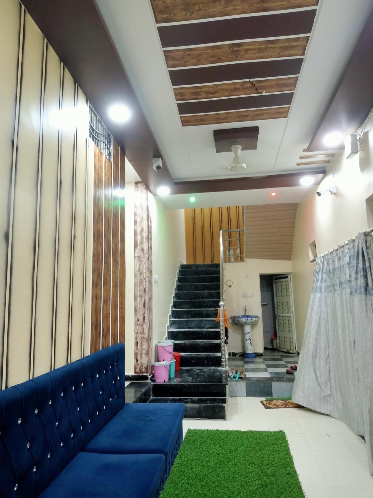 Hardik Palace Ujjain Esterno foto